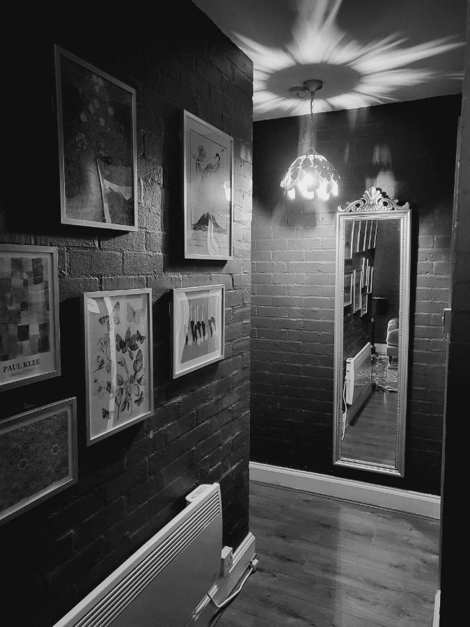 Romeo & Juliet'S With Private Parking Apartment Stratford-upon-Avon Bagian luar foto